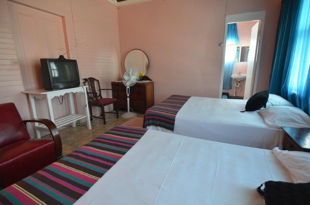 Holiday Home - Guest House Port Antonio Eksteriør billede